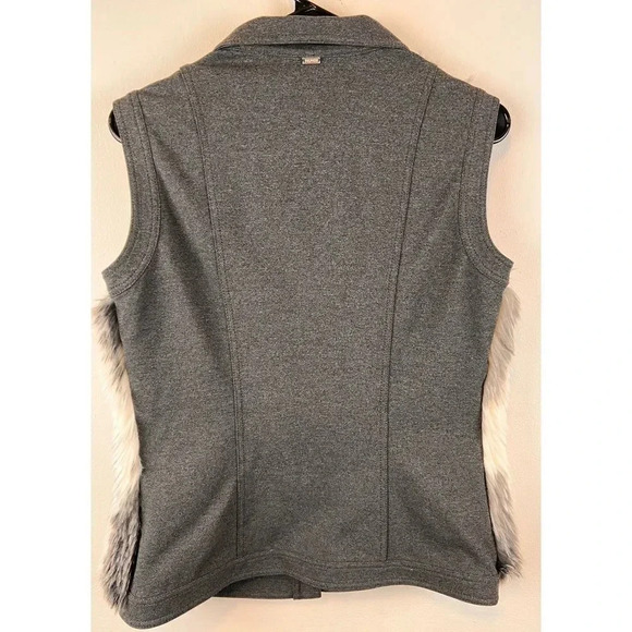 St John Women’s fur zip front vest size P - Picture 5 of 16